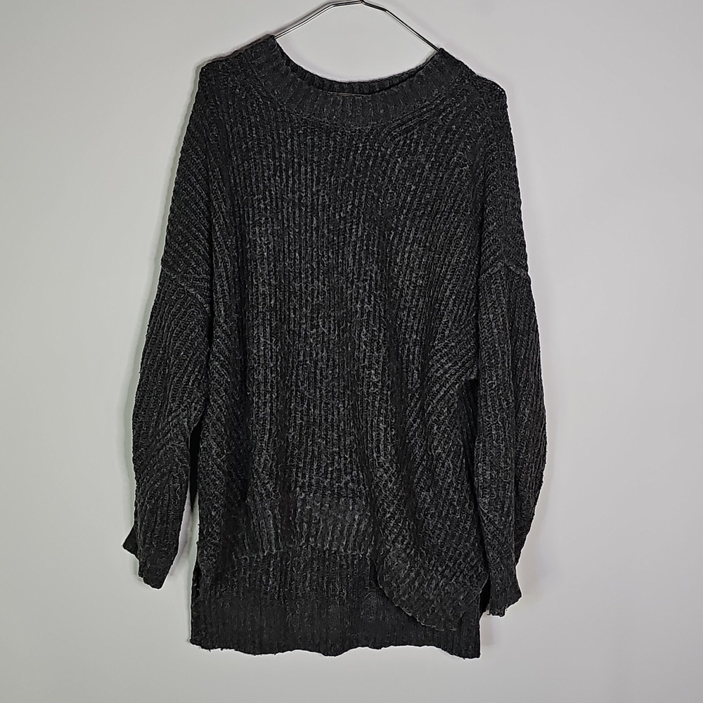 American Eagle small gray sweater